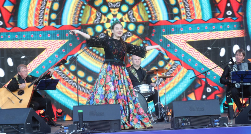 Заслуженная артистка Пензенской области выступила на 956-летии Минска