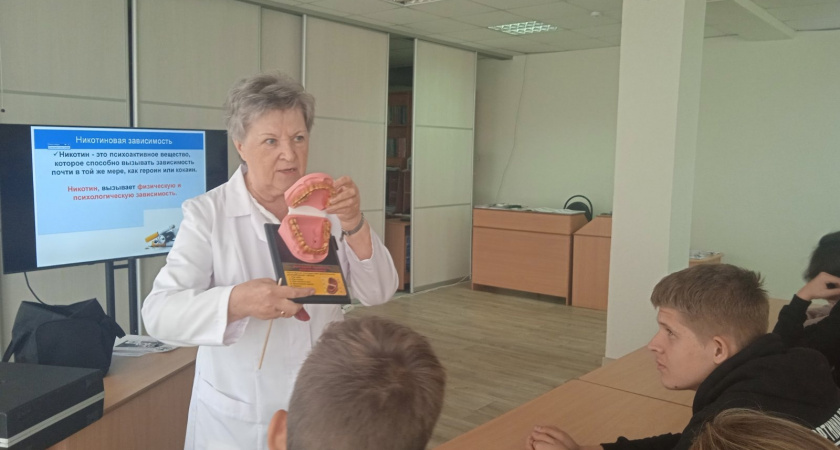 Для подростков медиками проведено занятие по формированию стремления к здоровому образу жизни