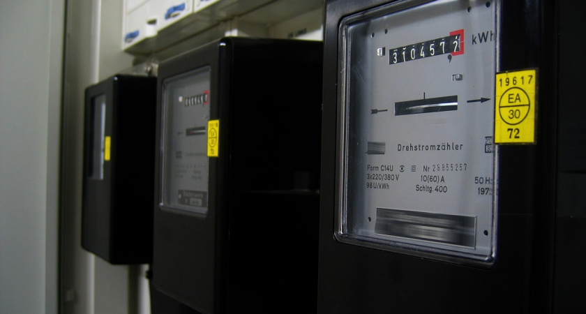 Теперь за долги по «коммуналке» будут перекрывать канализацию — все пойдет обратно в квартиру