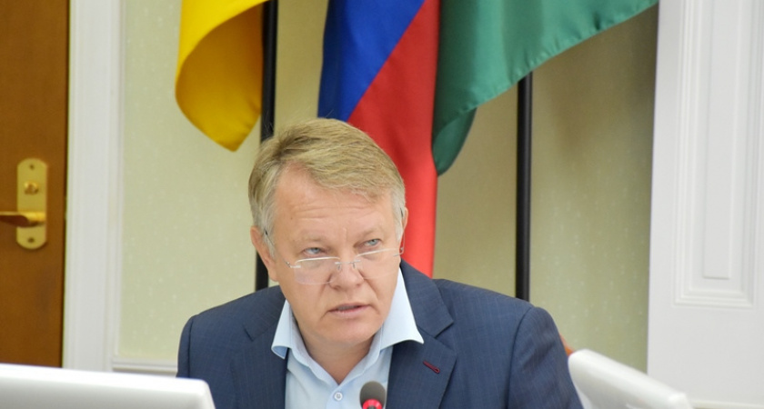 Александр Басенко поручил увеличить контроль за туалетами на набережной