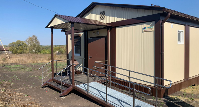 В селах Максимовка и Андреевка установили новые ФАПы, запланированные к возведению в 2024 году