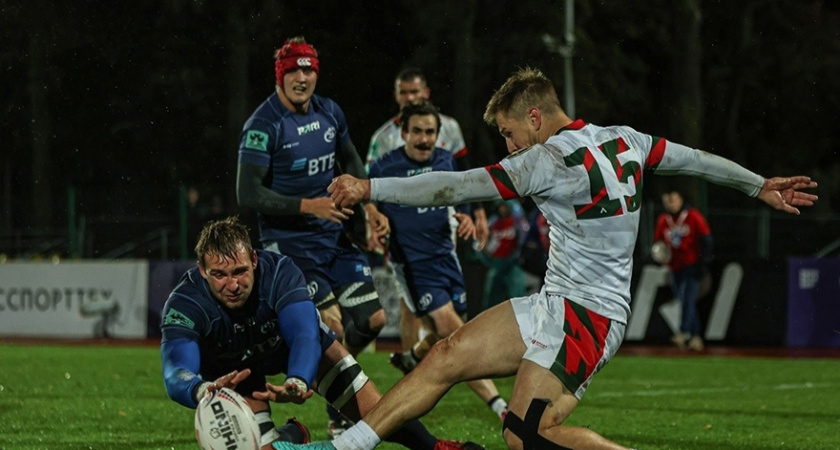 Пензенский "Локомотив" выиграл у "Динамо" в Москве 