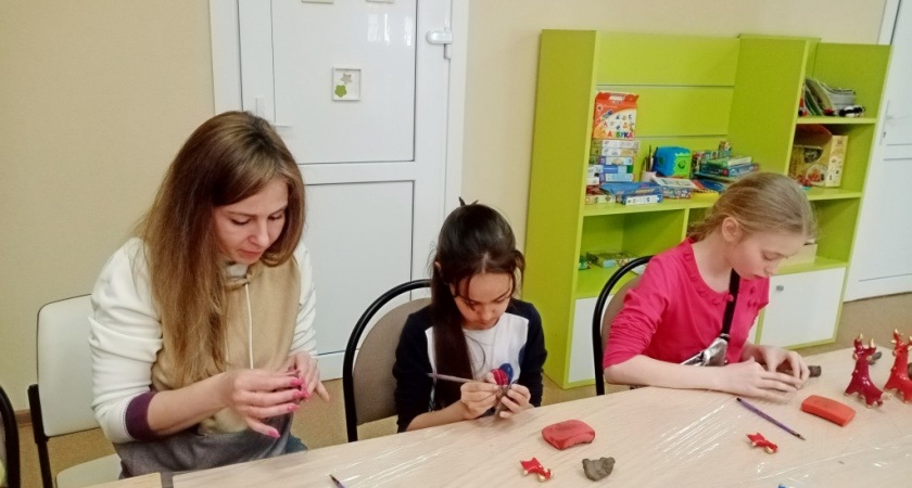 Школьников в Пензе будут обучать изготавливать абашевские игрушки на уроках истории искусств 