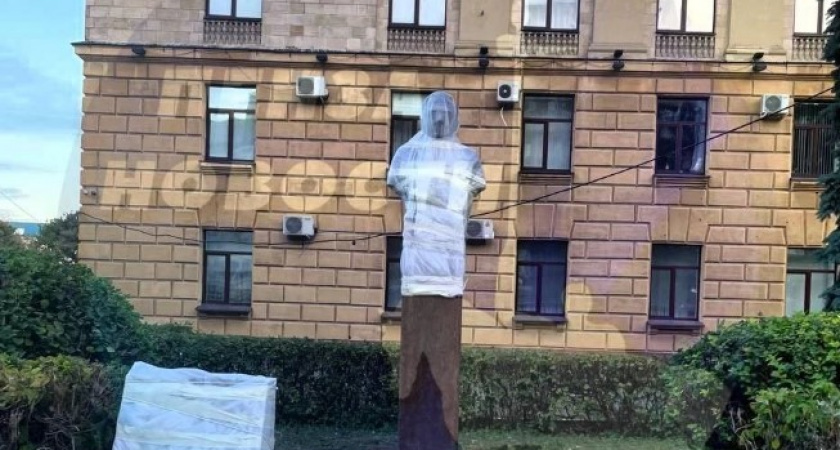 Пензенцы гадают, что за памятник хотят открывать власти возле правительства 