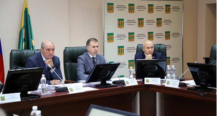 На очередной сессии Пензенской гордумы депутаты обсудили вопрос сбора мусора 