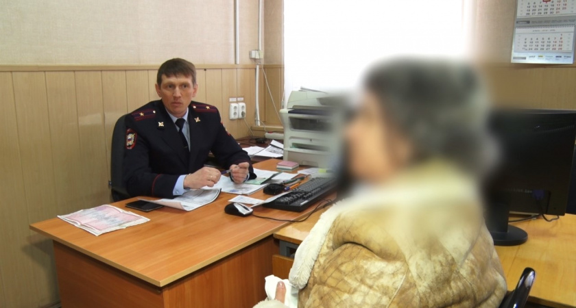 Жительница Пензы стала жертвой мошенников, поверив, что ее дочь попала в ДТП