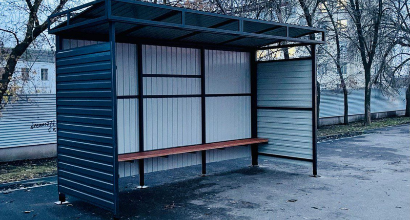 Подрядчик начал устанавливать остановки на Чаадаева в Пензе 