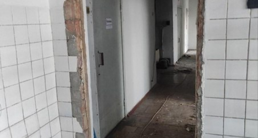 Шефы Пензы приступили к ремонту пищеблока сельской школы Токмакского района