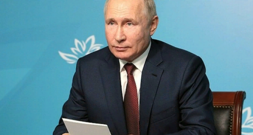 Готовьте кошельки: россиянам на карты поступит новая путинская выплата 11 300 рублей