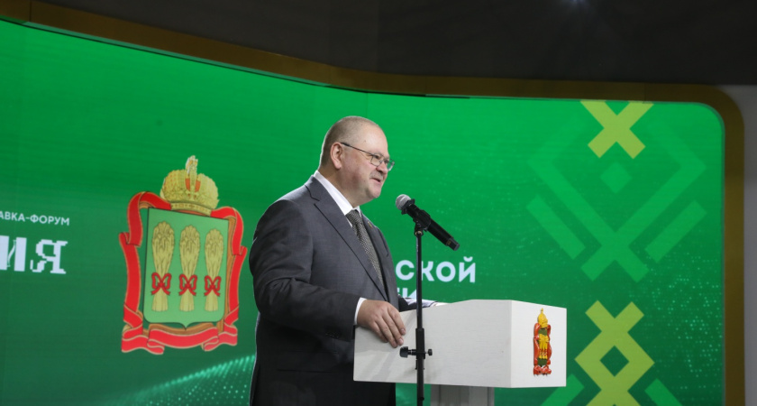 Мельниченко рассказал, что первый День Пензенской области на форуме "Россия" прошел успешно 