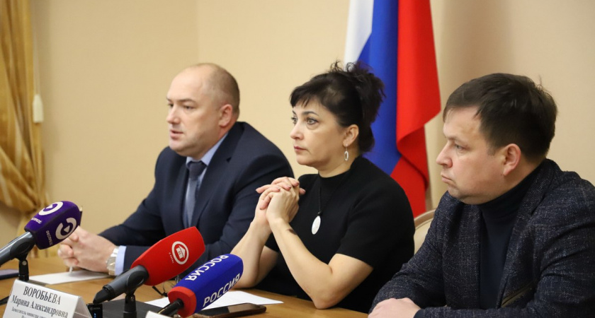 Замминистра здравоохранения Воробьева расскажет об ограничениях из-за ОРВИ в прямом эфире