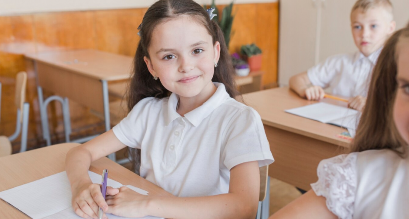 В Пензенской области запретят школьникам пользоваться телефонами в школах