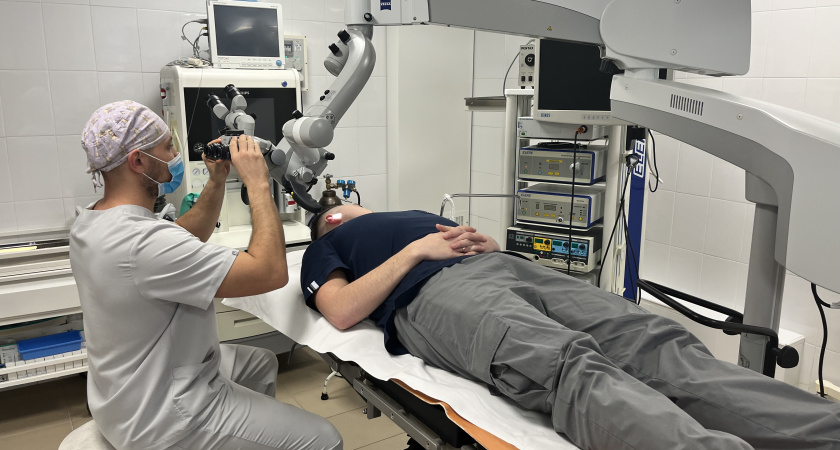 В Пензенскую областную детскую больницу привезли новенький ЛОР-микроскоп, стоимостью 8 миллионов