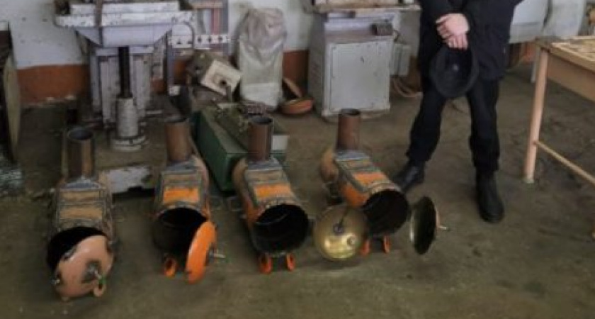 Студенты из Кузнецка изготавливают печки-буржуйки для бойцов в зоне СВО