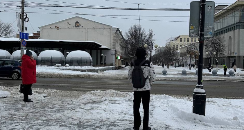 Жителям Зари рассказали, в каком году построят новые современные кинозалы 
