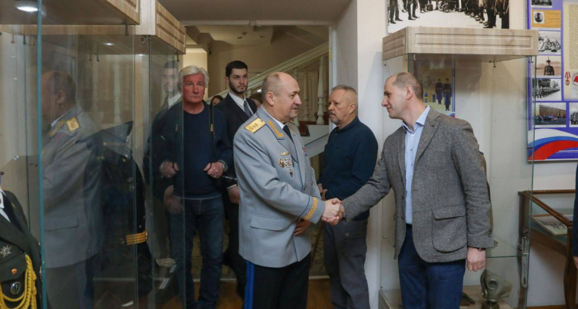 Губернатор поблагодарил за визит в Пензу сенатора СовФеда Николая Кондратюка