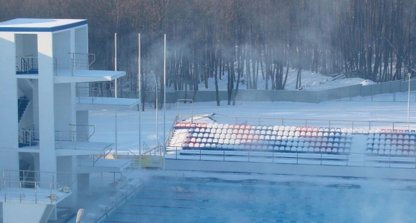 В Ахунах на пять дней закрыли бассейн училища олимпийского резерва