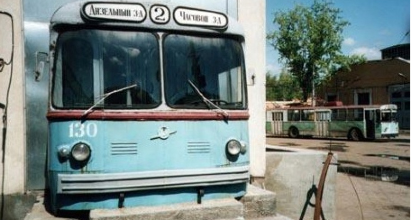 Пензенец возмущен, что убрали памятник пензенскому троллейбусу на Суворова