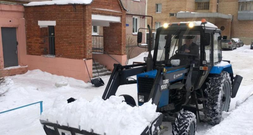 Пенза готовится к 23 февраля: идет расчистка снега и уборка города