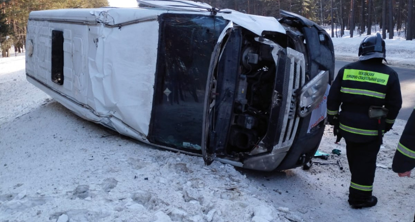 Пензенские спасатели ликвидировали последствия ДТП на трассе М5 и помогли пострадавшему 