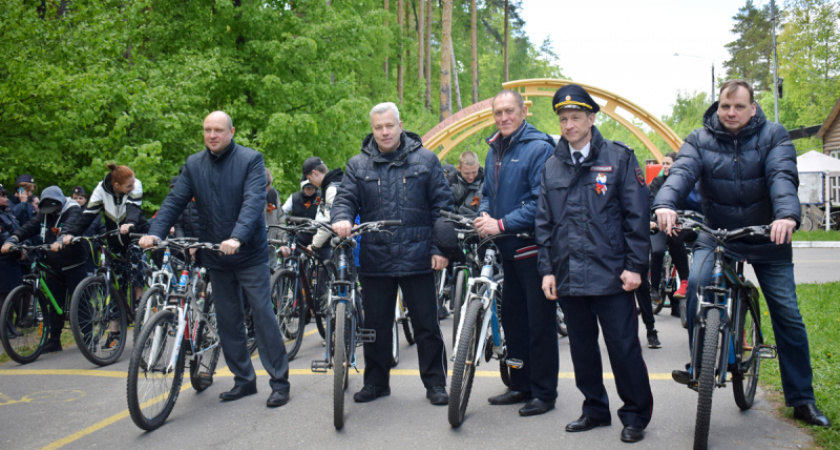 Пензенские школьники приняли участие в велопробеге в рамках акции "Память павшим героям"