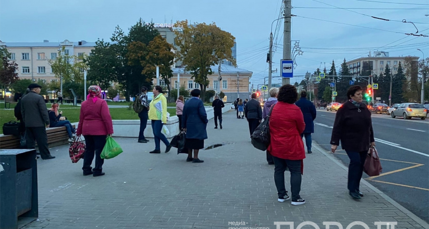 Они остались без пенсии. Теперь миллионы пожилых жителей страны вынуждены будут работать