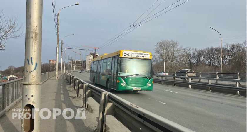 Известно, за чей счет  в Пензе перекрашивают общественный транспорт