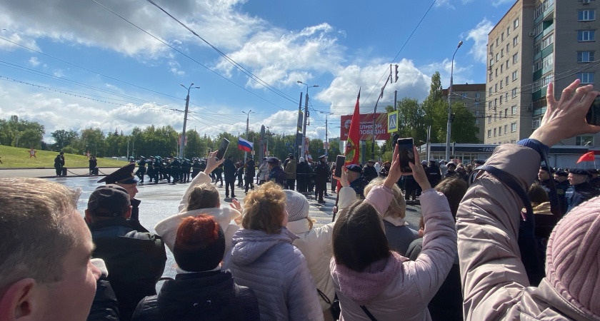 Россиянам нужно покинуть свои дома 19 мая. Теперь без шуток