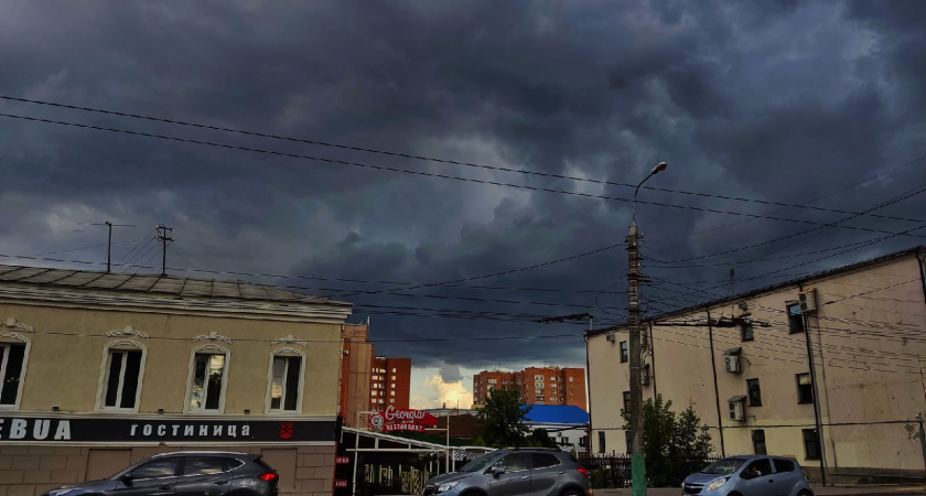 Сильные ливни, грозы и +35 градусов жары: синоптики предупредили россиян об аномальной погоде в июне