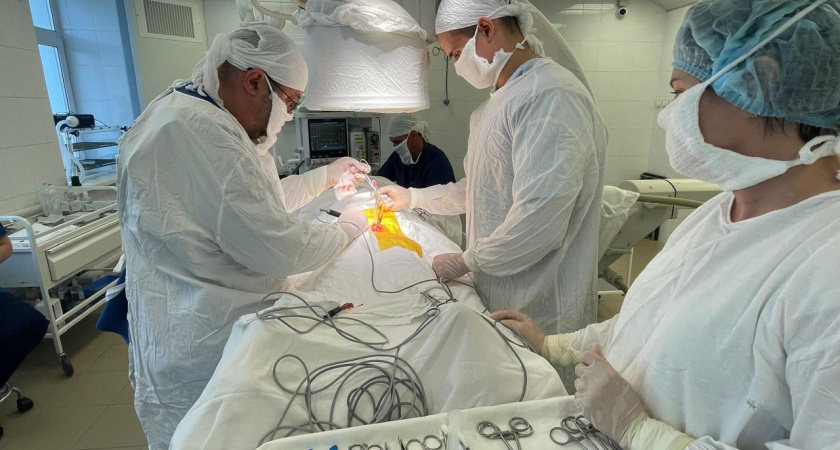 Нейрохирург Пензы ребенку с ДЦП в спинной мозг имплантировал электроды