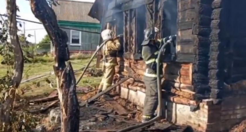 Возгорание в селе Кроптово: Шесть детей спасены из огня соседями