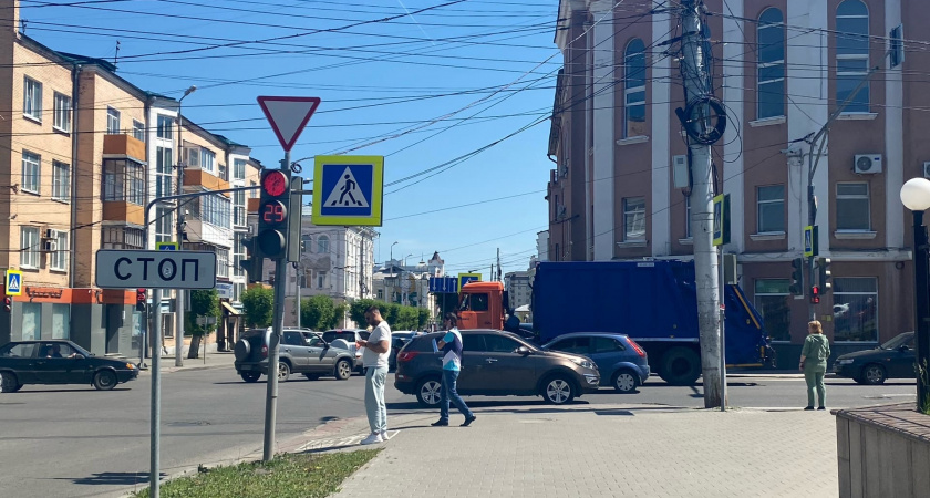 Синоптики дали новый прогноз: они рассказали, когда закончится адская жара и придет долгожданное похолодание 