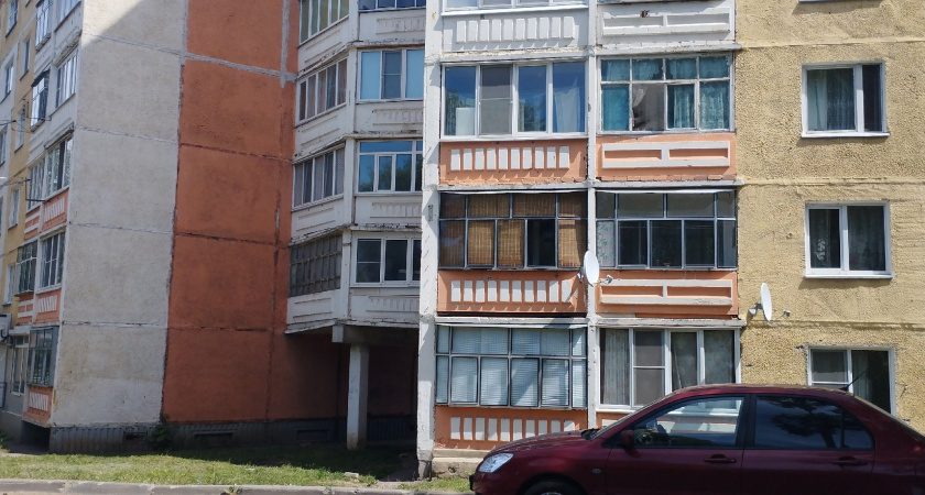С 15 июля застекленные балконы будут под запретом: их заставят снять и не разрешат сделать заново