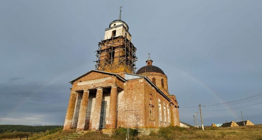 В селе Троицкое Башмаковского района будут охранять церковь середины XIX века