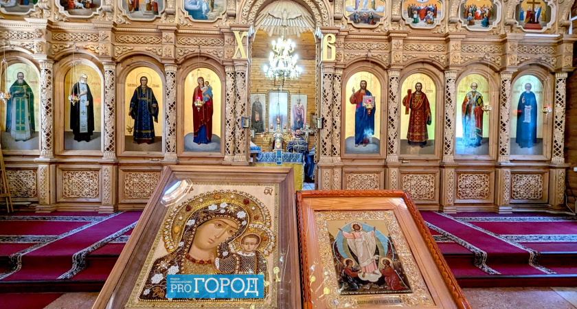 Пензенцы отметили в храме Николая Чудотворца праздник Казанской иконы Божией Матери 