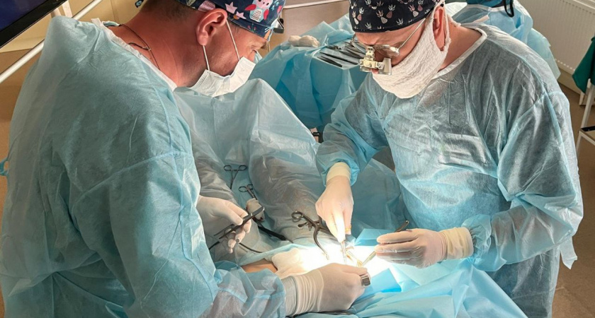 Пензенские хирурги больницы Захарьина сделали сложную операцию на брюшной аорте