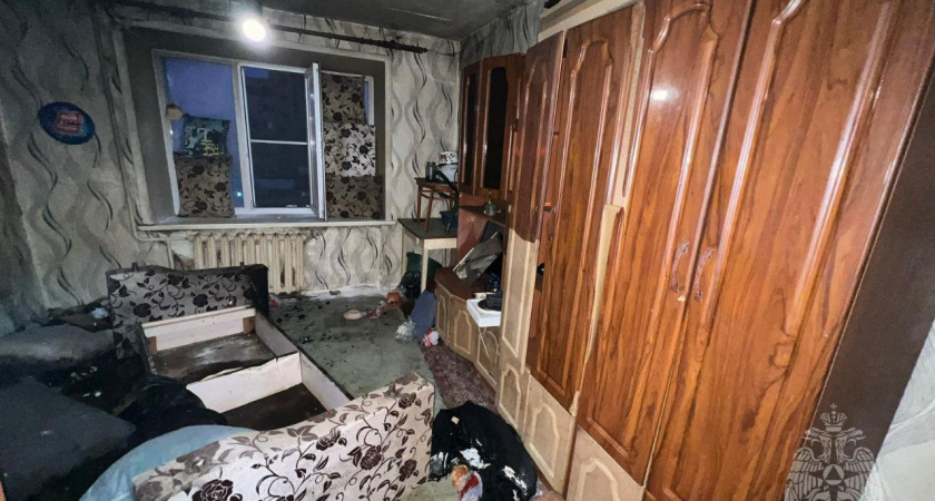 В пожаре на улице Белинского в Кузнецке пострадал 59-летний мужчина