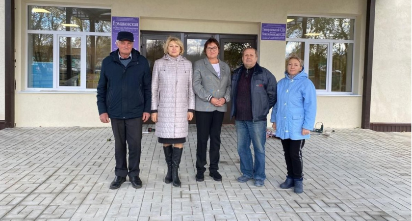 Лариса Рябихина посетила обновленные Дома культуры в Башмаковском районе