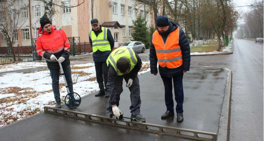 В Пензе общественники проверили качество ремонта на ул. Попова