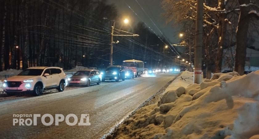 Водителей Пензы просят воздержаться от дальних поездок из-за погоды