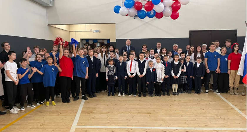 В школе с. Студенки Белинского района открылся обновленный спортивный зал