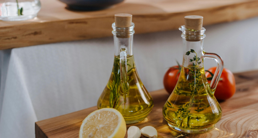 Это масло можно смело брать по 3 бутылки: в Роскачестве назвали лучшие бренды подсолнечного масла 