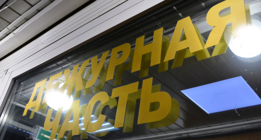 Жительница Кузнецка, получив сообщение об обысках на прошлом месте работы, стала жертвой мошенников