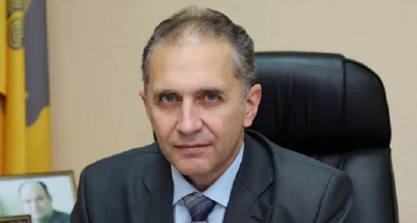 Мэр Кузнецка Сергей Златогорский требует "вылизать" город к Первомаю