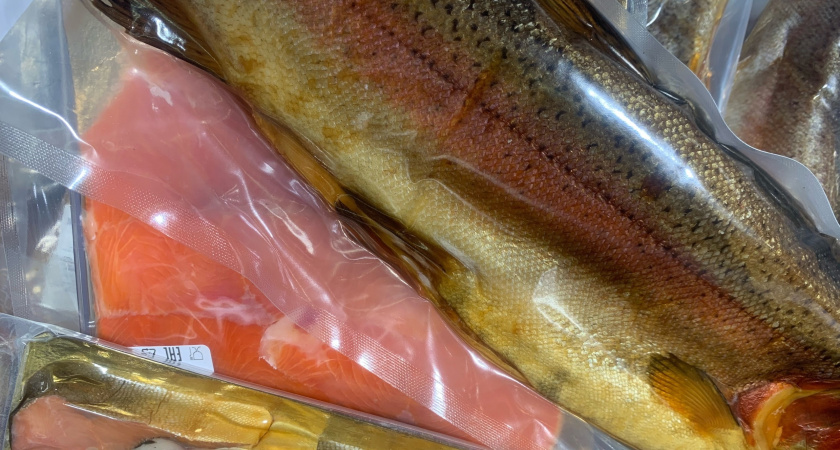 В Роскачестве объяснили, как выбрать лучшую красную рыбу: вкуснее, дешевле и полезней красной икры