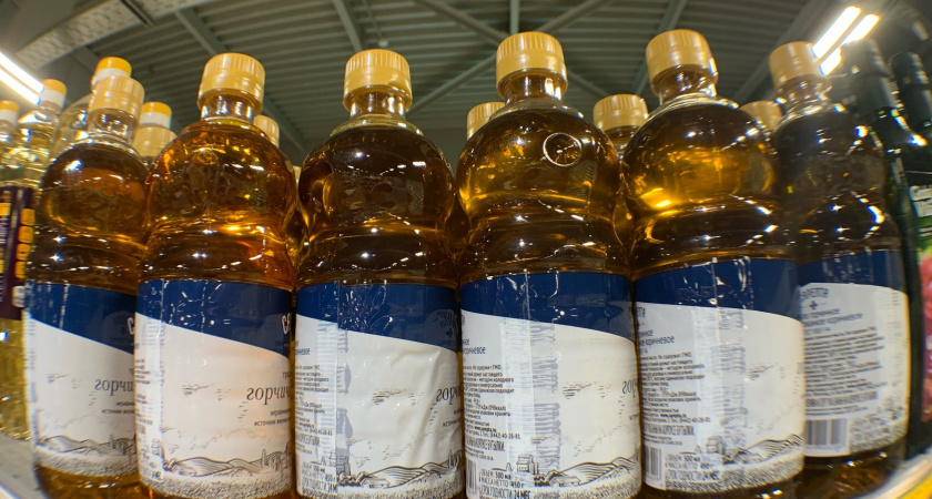 «Это масло всегда берите»: в Роскачестве назвали лучшие бренды подсолнечного масла