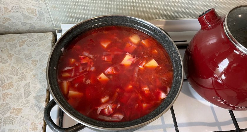 Россиянам разъяснили: от каких двух супов необходимо отказаться — они убивают ЖКТ