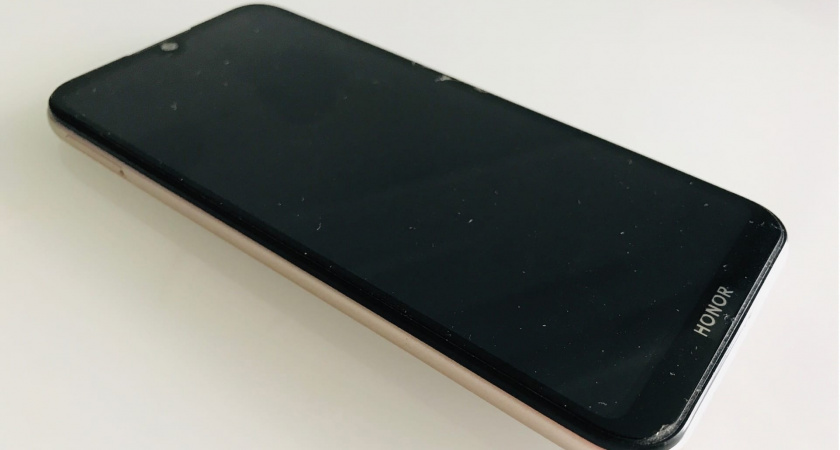 В Пензе сотрудники оператора сотовой связи незаконно зарегистрировали 30 сим-карт