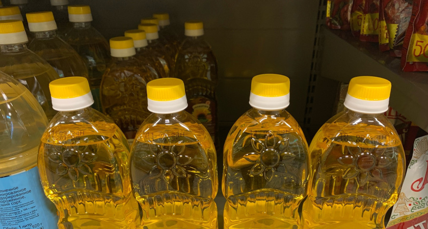 Такие бутылки берите по три: в Роскачестве назвали лучшие бренды подсолнечного масла