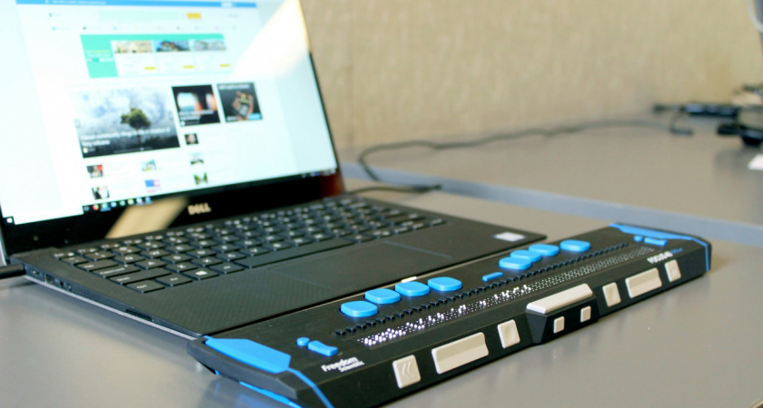 Институт коррекционной педагогики выпустил пособие по изучению платформы по цифровой грамотности для незрячих детей